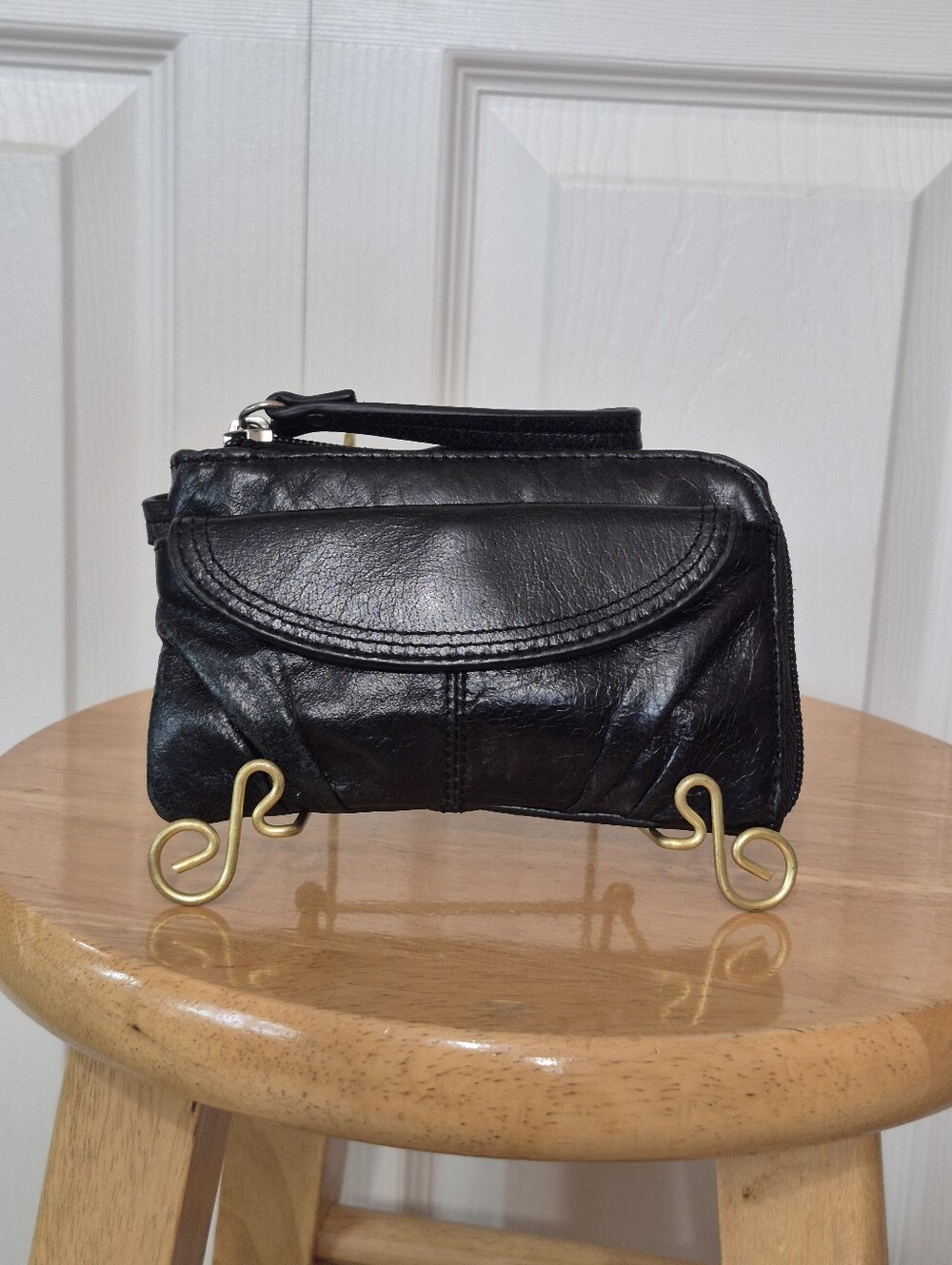 HOBO Black Leather Wallet Clutch Wristlet With Top Zip